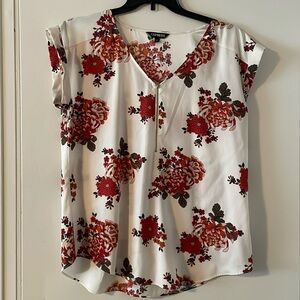 Floral top from Express Size Large